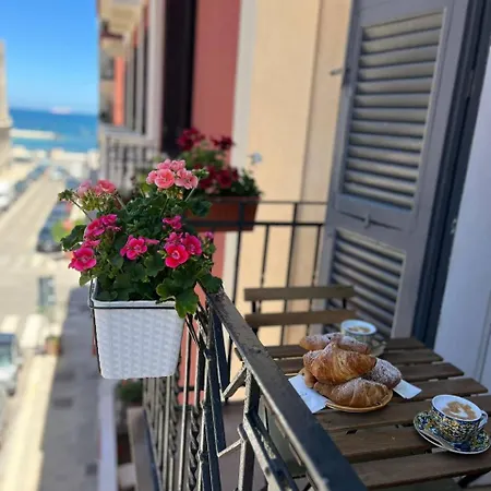 Mariamora Homestay *