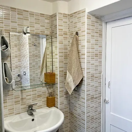 Quarto em Acomodações Particulares Mariamora